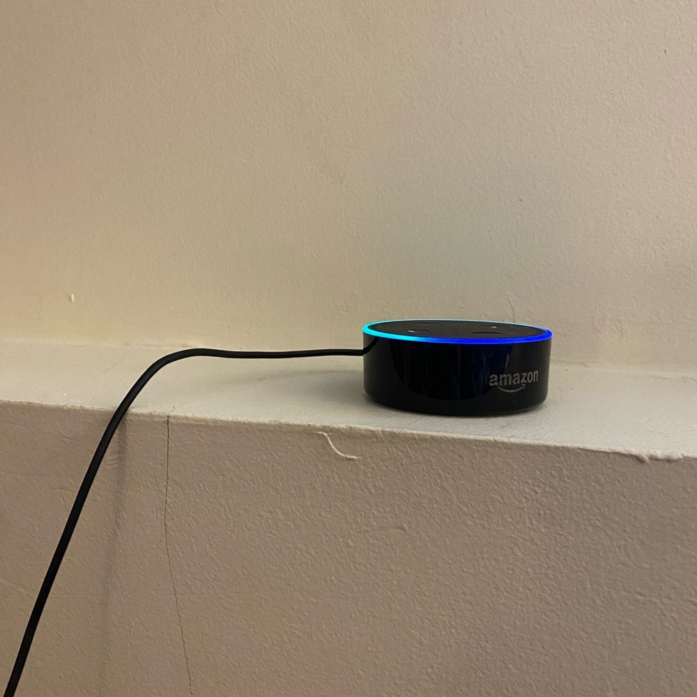 Amazon Alexa - Picture 3 of 3